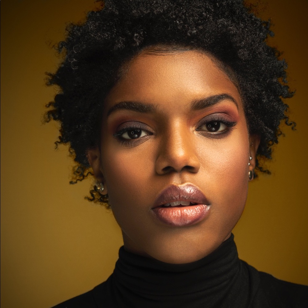 Meet your Posher, Ciana
